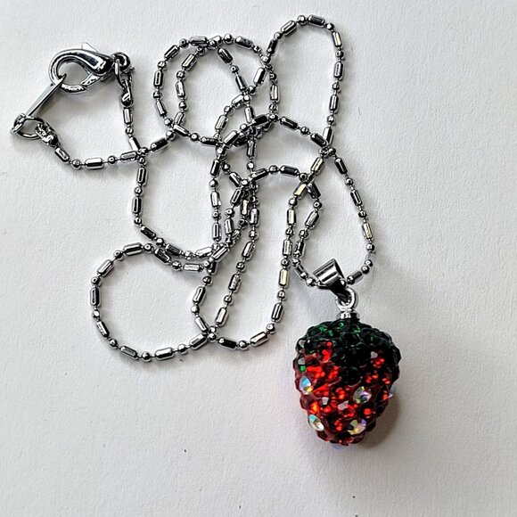 Red & Dark Green Strawberry Pendant with Swaroski elements On18K Silver Necklace - Picture 7 of 13